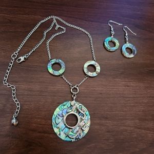 Abalone Round Pendant Necklace and Earrings